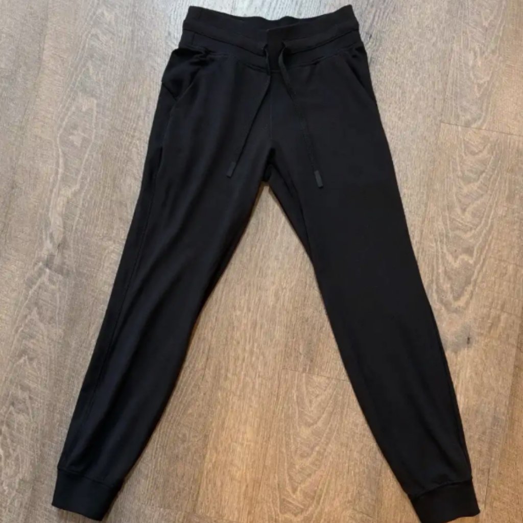 Lululemon Black Jogger Pants Women Size 2 Nylon Lycra Polyester Elastic Waist
